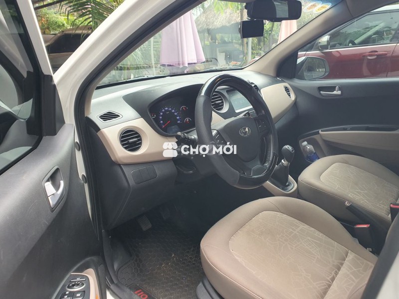 Hyundai Grand i10 2020 Sedan 1.2 MT - 60000 km