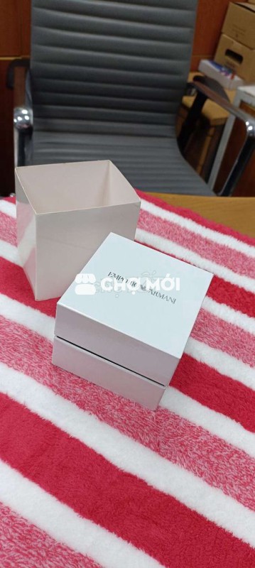 Đồng hồ chuẩn Nhật