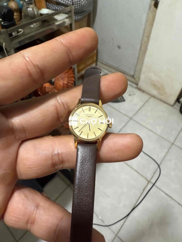 Đồng hồ Longines nữ kim loại vàng cơ cót