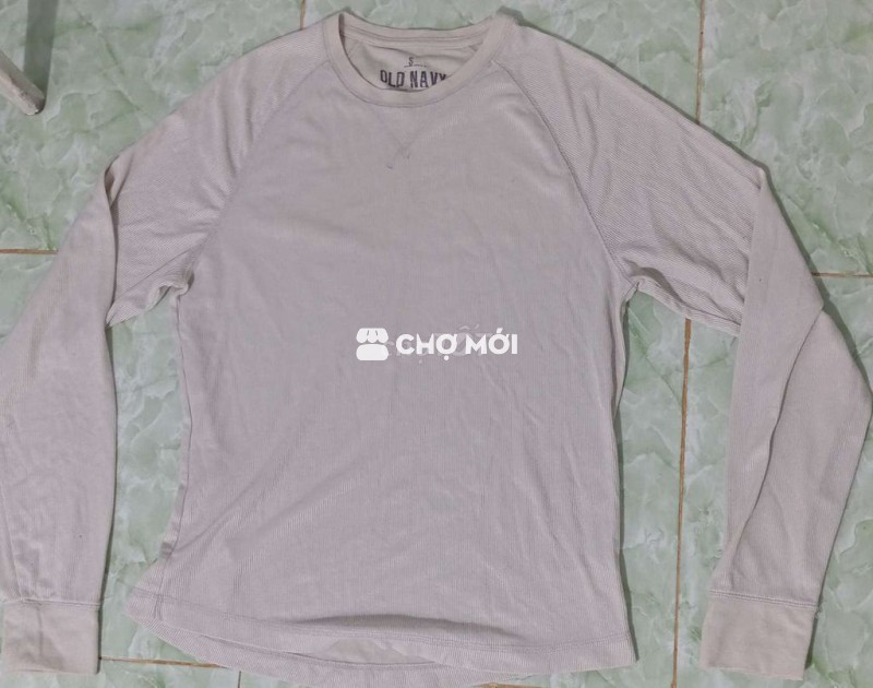 Cần tiền để mua sách ôn thi