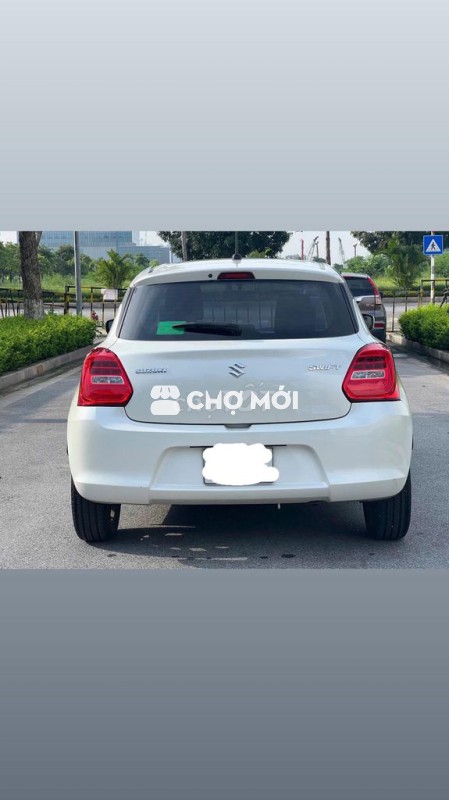 Suzuki Swift 2023  - 9000 km