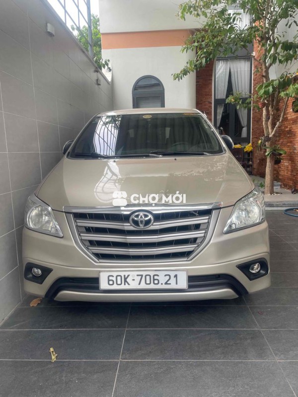 Toyota Innova 2016 - 90000 km