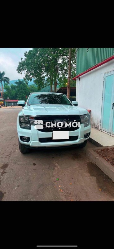 Ford Ranger 2022 XLS 2.0 4x2 AT - 605tr