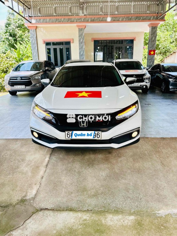 Honda Civic 2019 G - Km-47.000 Full Đồ Chơi