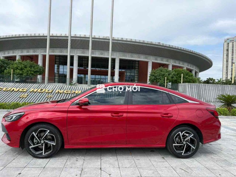 tôi bán MG5 2023 / đk 2024 .xe nhập khẩu thái lan