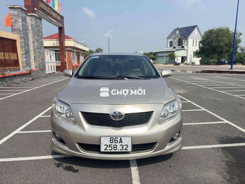 Toyota Corolla Altis 2010 2.0V - 90 km