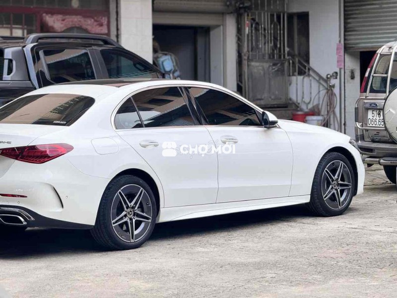 Mercedes Benz C Class 2022 C300 AMG - 29000 km