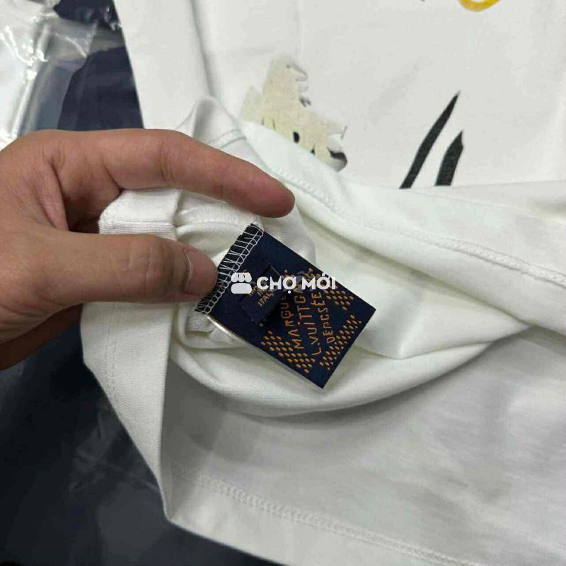 Áo thun Louis Vuitton nam