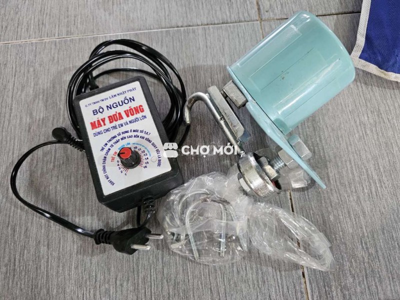 Máy đưa võng tự động cho bé