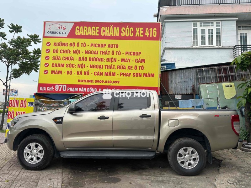 Ford ranger 216 tự động một cầu đẹp