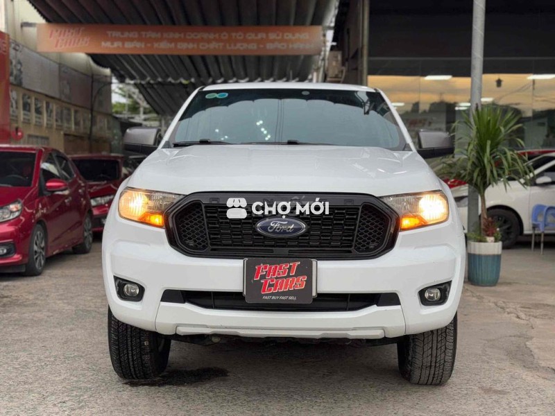 Ford Ranger 2022 XLS 2.0 4x2 AT - 68000 km một chủ