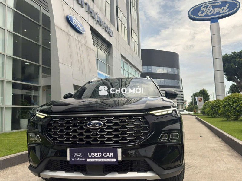 ✅ Cần bán Territory Titanium 2023