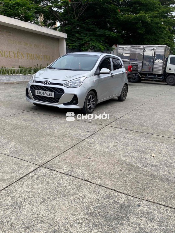 Hyundai Grand i10 2018 Sedan 1.2 MT - 76 km