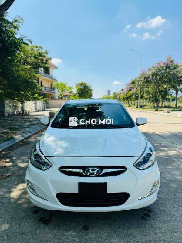 Hyundai Accent 2014 1.4 AT Hatchback