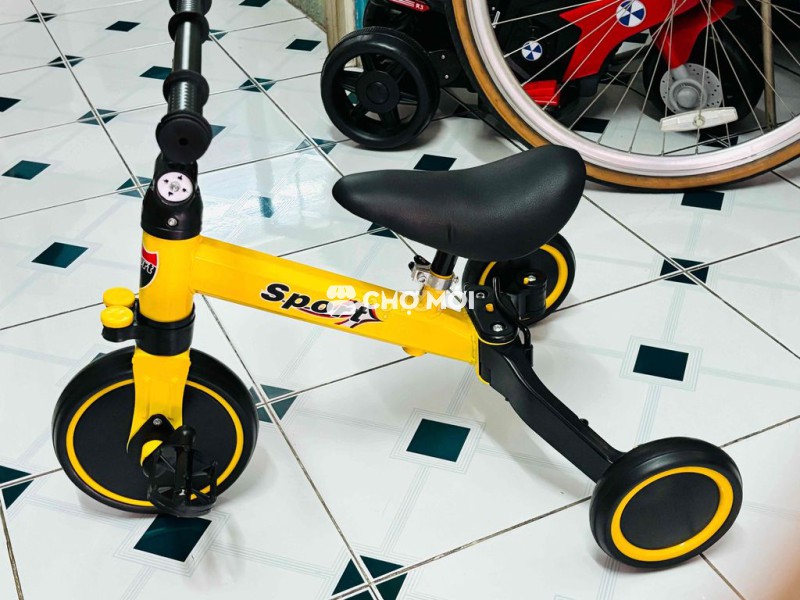xe đạp kiêm chòi chân cho bé từ 3 tuổi trở lên