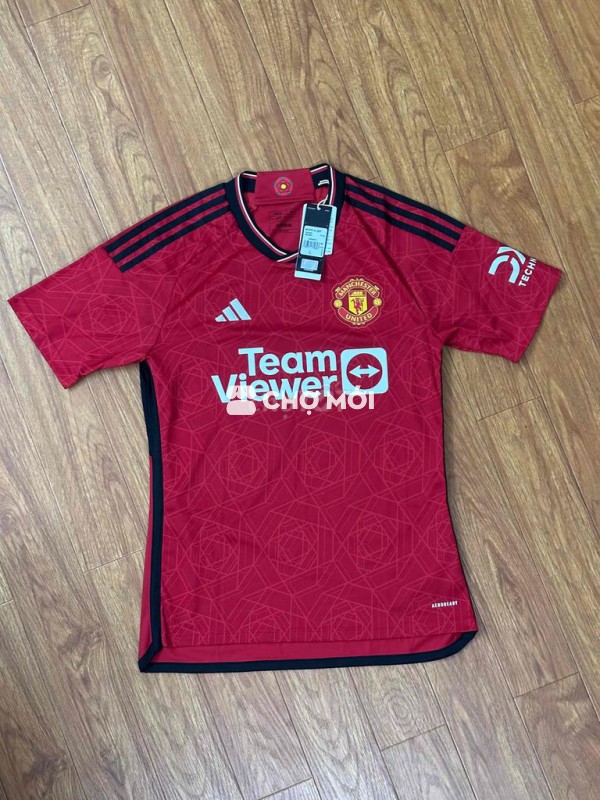 Áo Manchester United Size L (New)