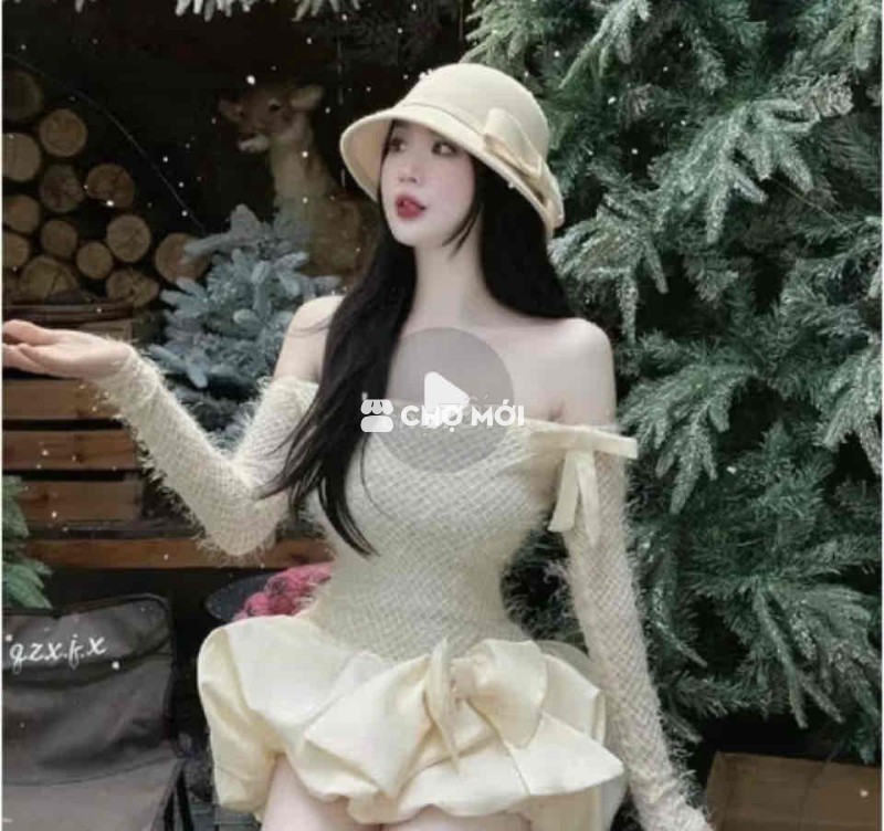 Váy len kem liền thân nữ
