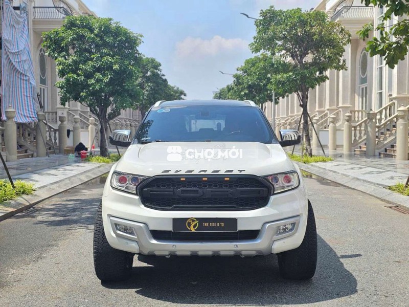 FORD EVEREST SX  2016 Titanium 2.2L  - 72000 km