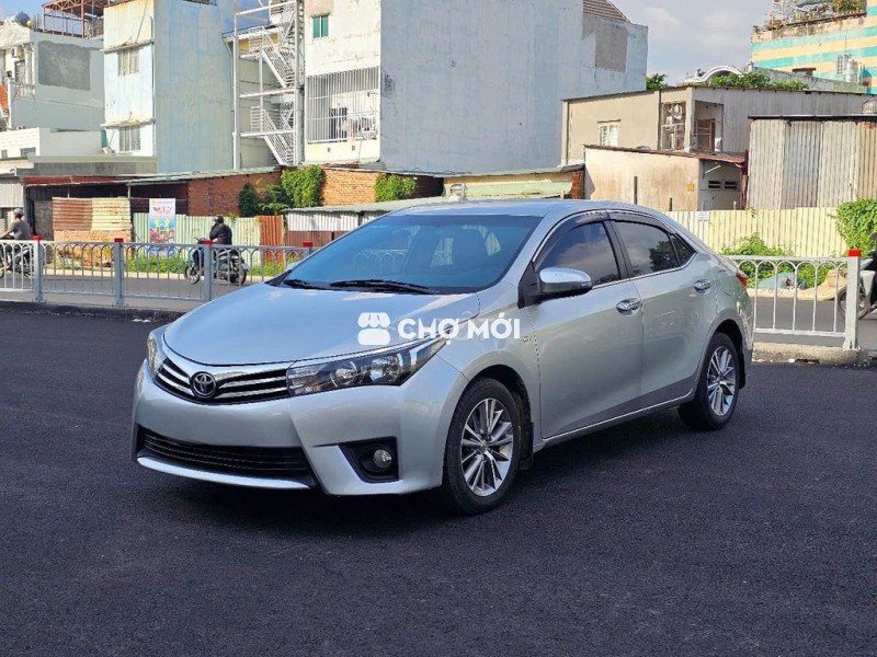 Bán Nhanh XeToyota Corolla Altis 2014 1.8G Bạc
