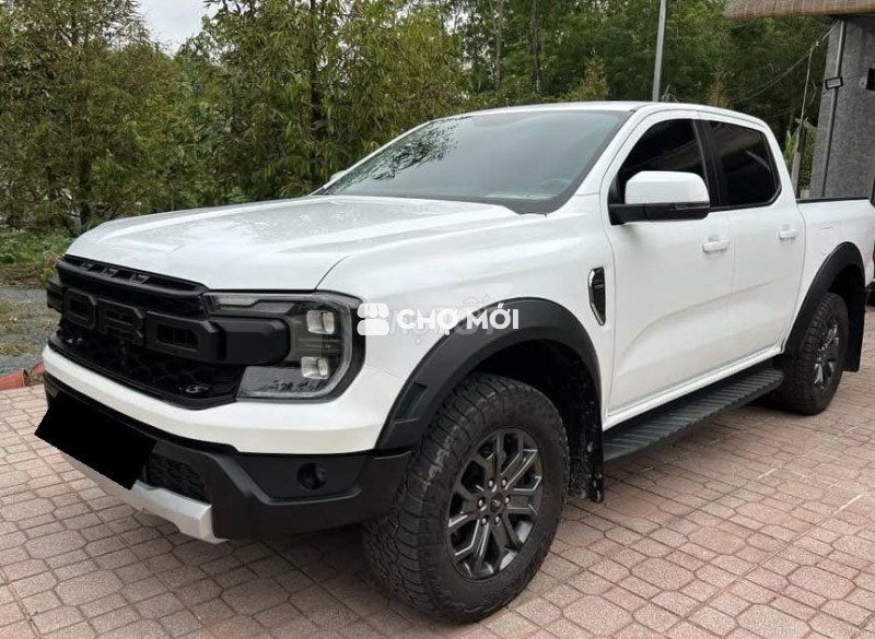 Bán Ranger 2024 bản XLS 1 cầu, số tự động, trắng.