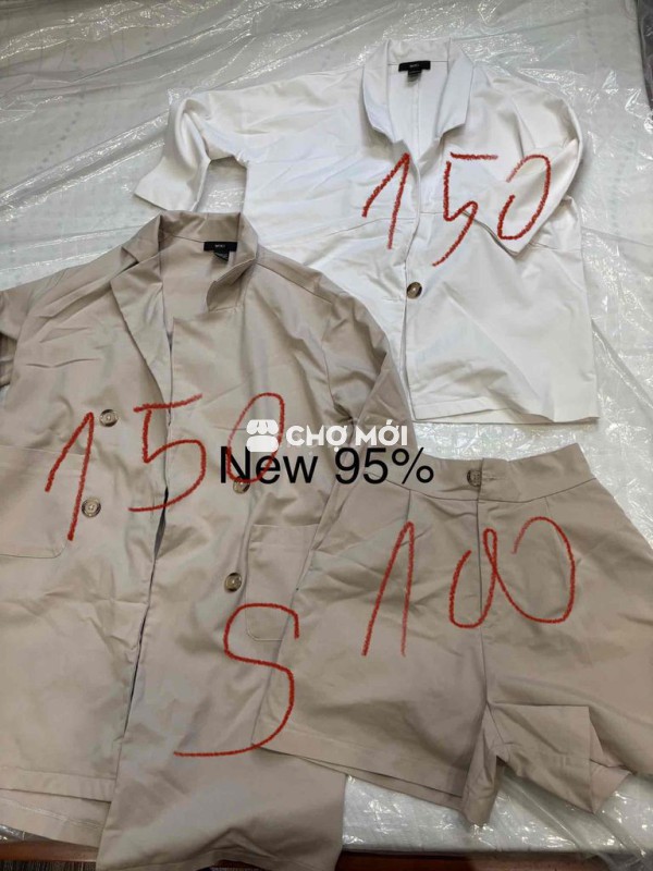 thanh lý áo blazer nữ MiKi S mua chưa mặc lần nào