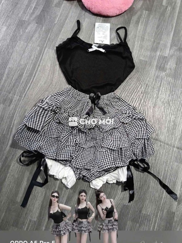Sét đồ hotgirl kèm hình mặc