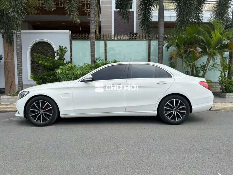 Mercedes Benz C Class 2018 C200 - siêu đẹp