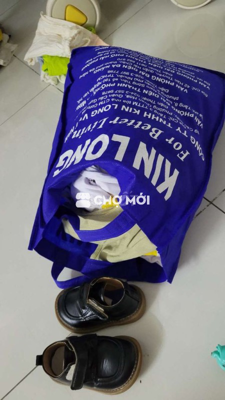Cho đồ bé