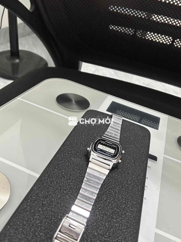 Đồng Hồ CASIO LA670W