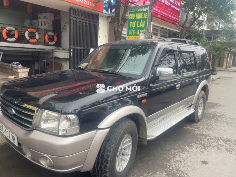 Ford Everest 2007 2.5L 4x4 MT - 20000 km