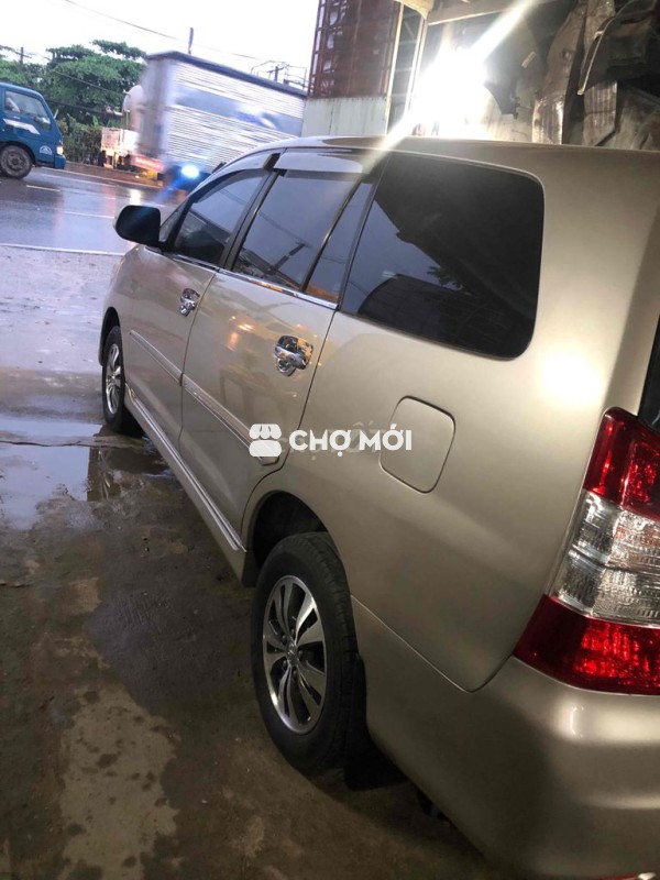 Toyota Innova 2016 2.0E - 120000 km