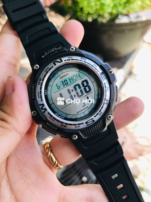 đồng hồ nam Casio điện tử có nhiệt độ và la bàn