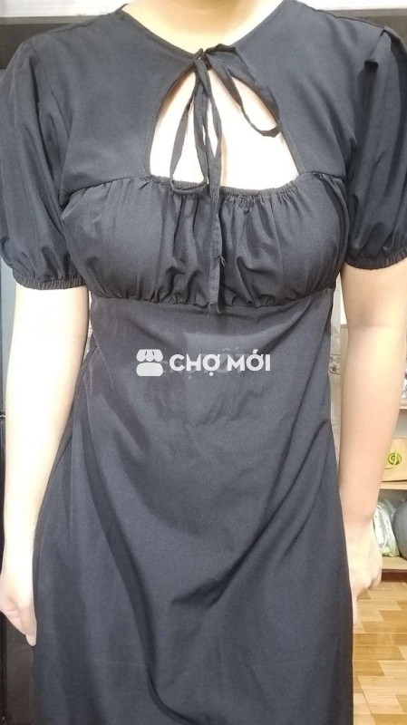 Váy nữ màu đen tôn dáng có dây rút