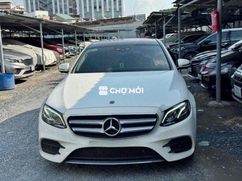 Mercedes Benz E Class 2017 E300 AMG - 62000 km