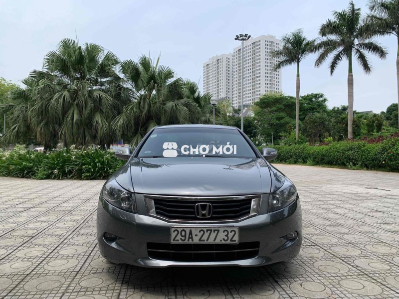 Em cần bán  Honda Accord 2011 máy zin hết
