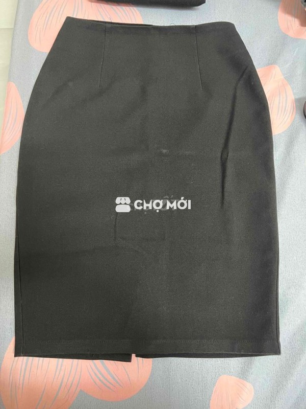 CHÂN VÁY BÚT CHÌ CÔNG SỞ