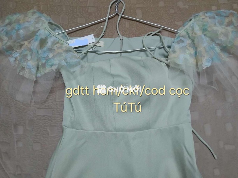 Đầm kiểu nữ