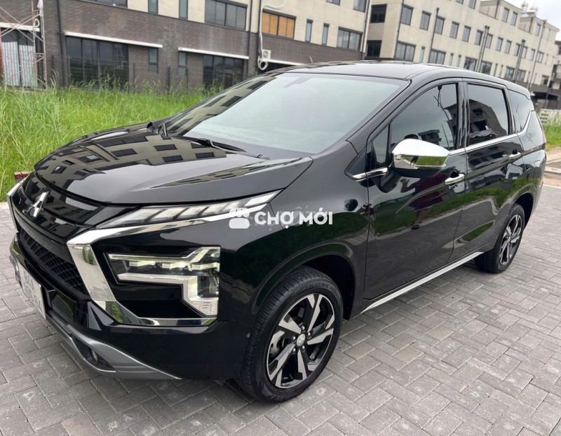 Mitsubishi Xpander 2023 AT Premium - 24000 km