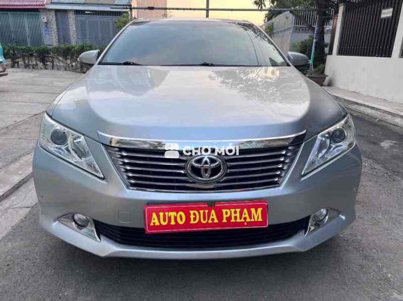 Toyota Camry 2012 2.5Q - 95000 km