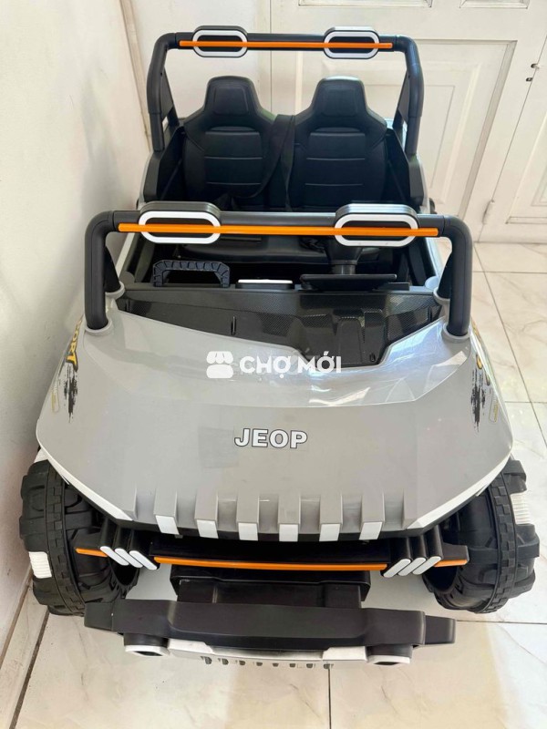 Xe ô tô điện trẻ em Jeop