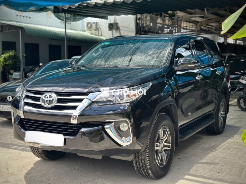 CẦN BÁN TOYOTA FORTUNER 2019 2.4G 4x2 AT
