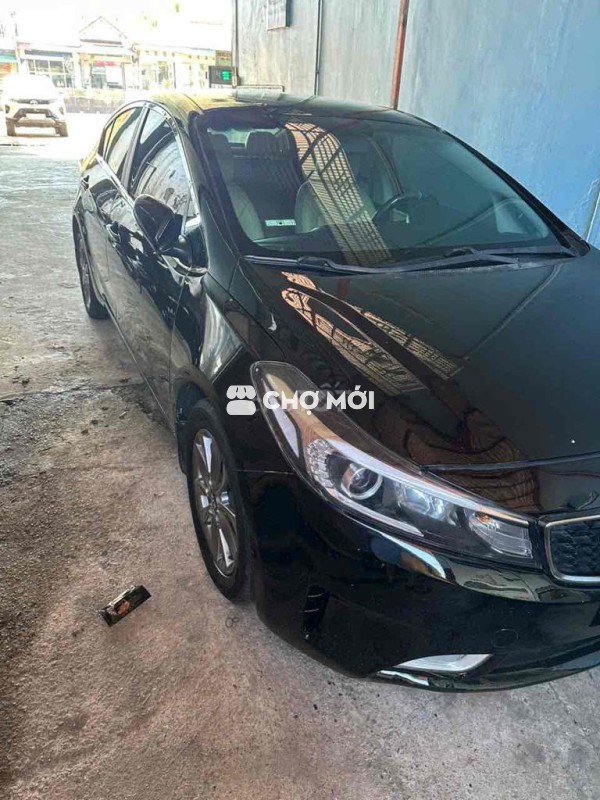 Kia Cerato 2017 1.6 MT - 111111 km