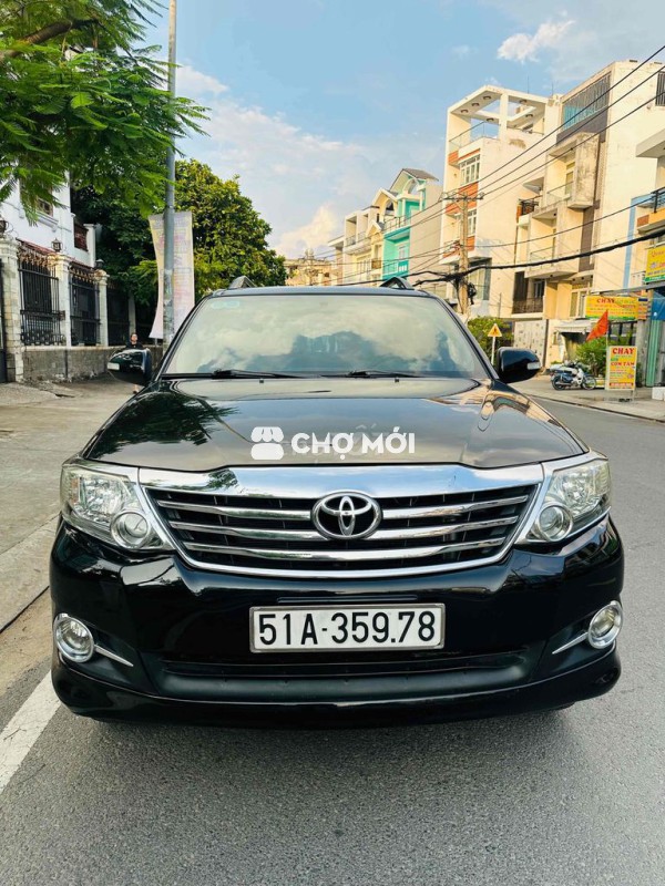 Toyota Fortuner 2012 AT 1 chủ sd 7 chỗ rộng rãi