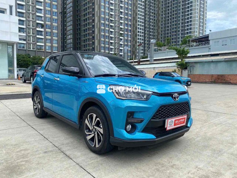 Toyota Raize 2023 - 11000 km