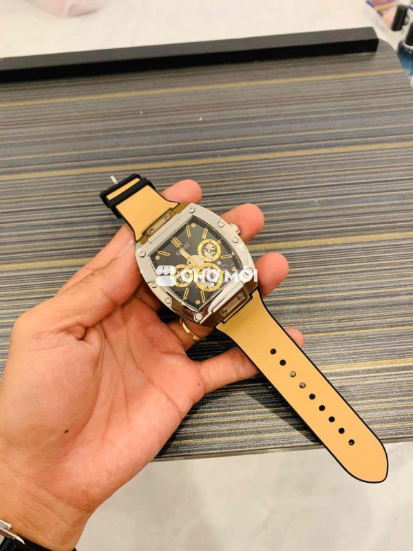 Đồng Hồ Nam Guess
