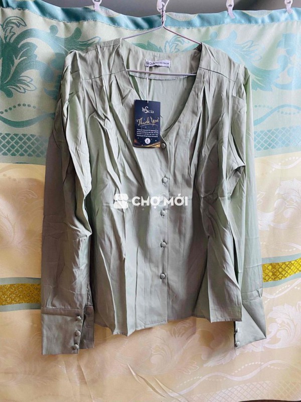 Áo lụa- sơ mi nữ- mới 100%- size L