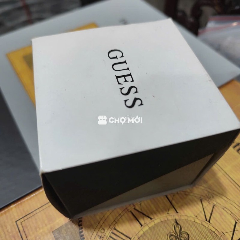 ĐỒNG HỒ THỤY SỸ GUESS