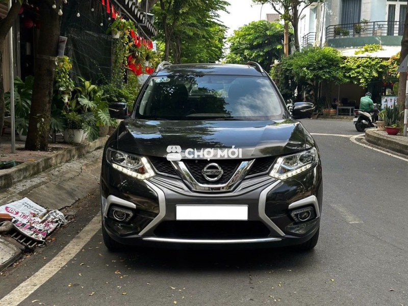 Nissan X Trail 2.5 premium Sản xuất 2020