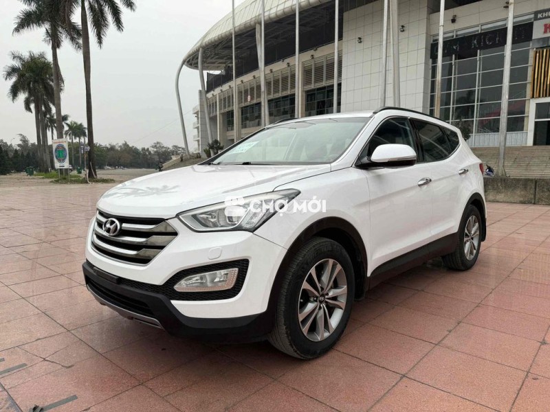 tôi bán Hyundai Santa Fe 2016 2.4 AT 2WD.