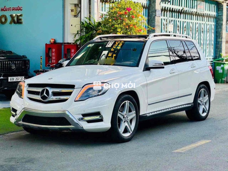 Mercedes Benz GLK 250 AMG 4 Matic Model 2015